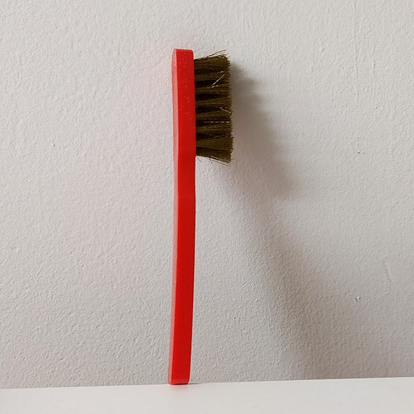 imagen de mini cepillo púas latón